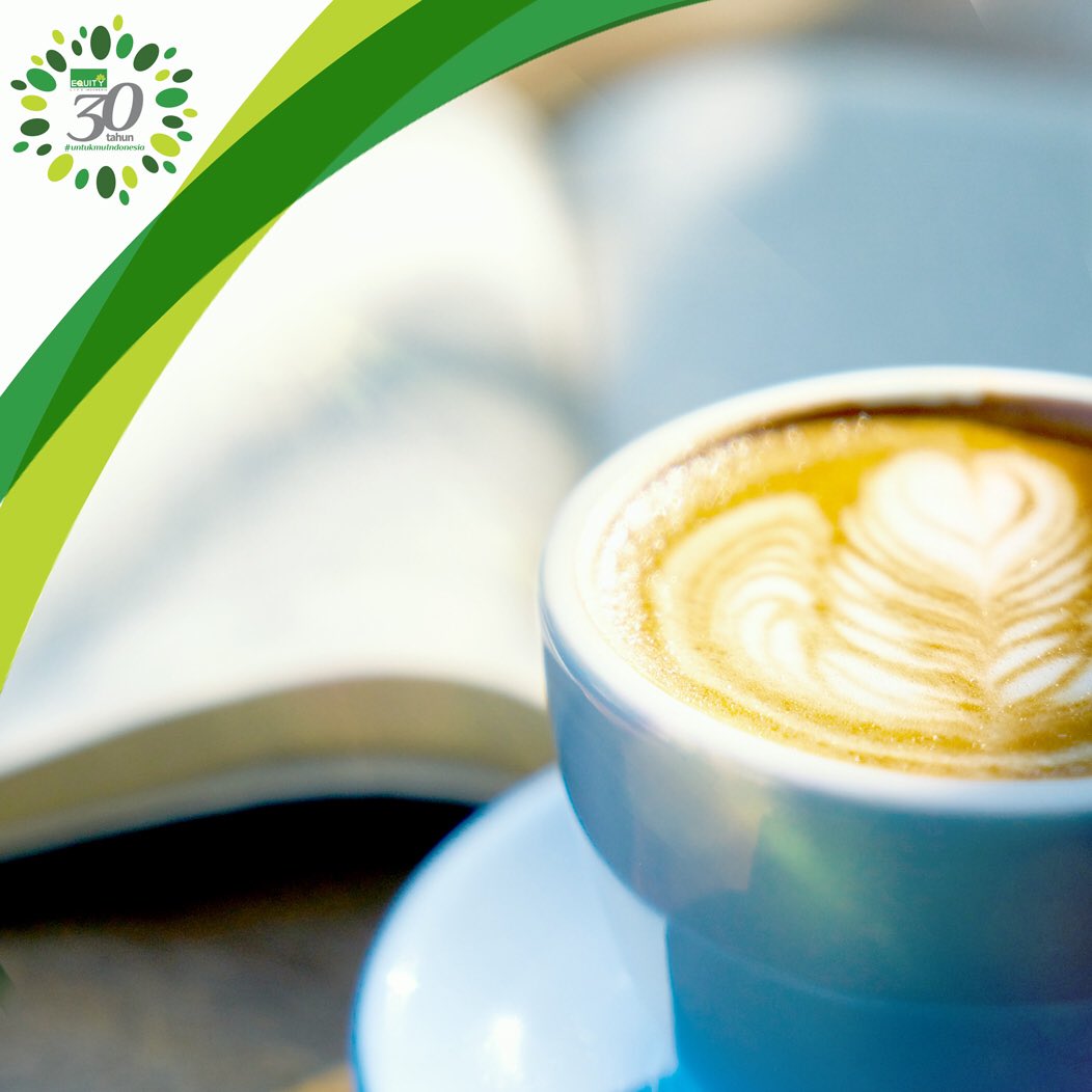 EquityLifeInd's tweet photo. Buku dan kopi, perpaduan sempurna untuk santai2 weekend besok. 

Kalau kamu, apa rencananya weekend ini? 

#Equity30 #equitylifeindonesia https://t.co/6kveLvfRso