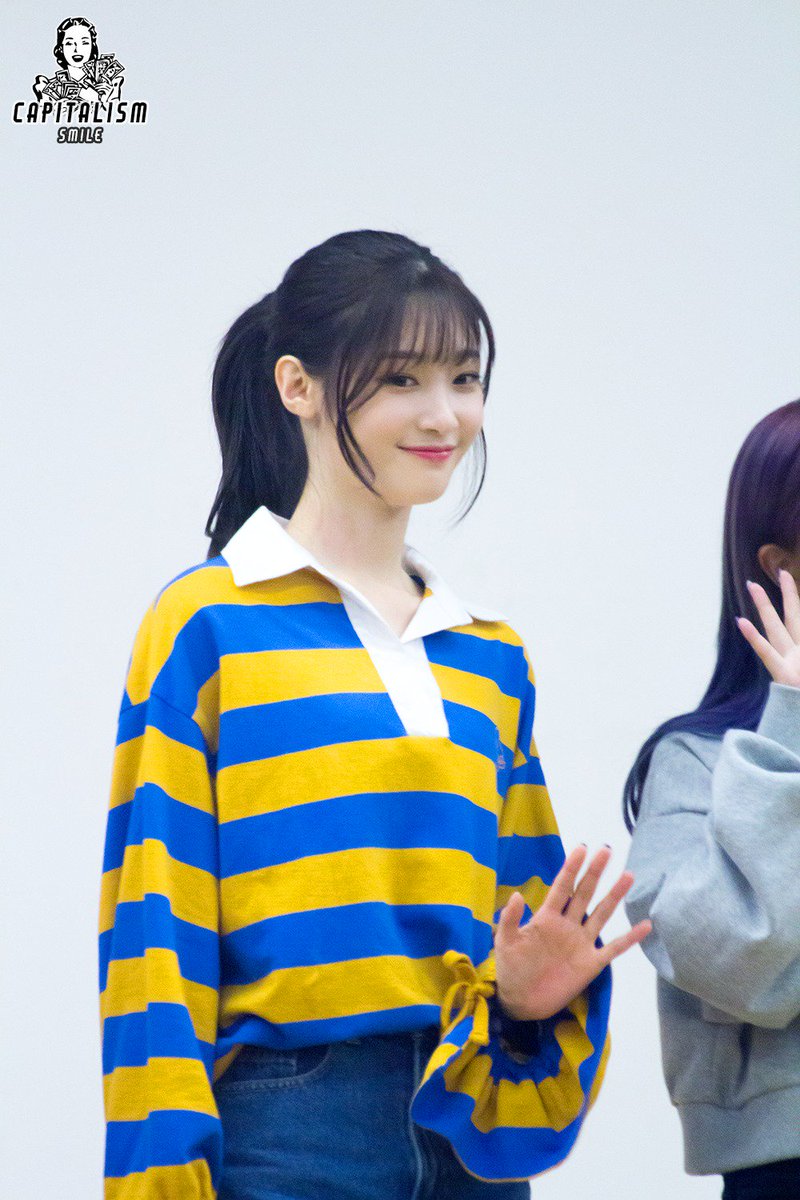 CapitalismSmile's tweet photo. #다이아 #정채연 #170914서경대 #얌주년 #2주년 https://t.co/pl1w3uEEel