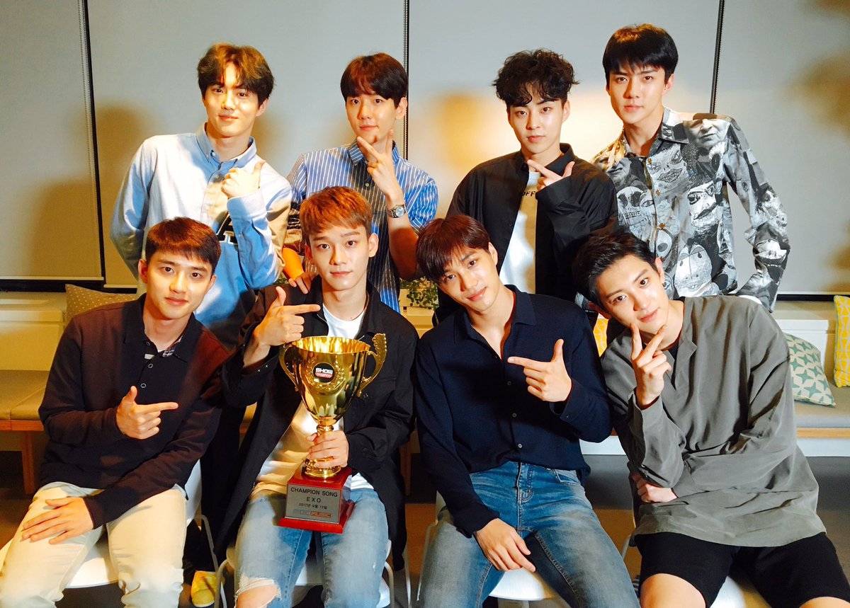 aliee0614's tweet photo. #PowerChallange
#KoKoBop
#EXO
@weareoneEXO
明明拿第1個1位還像是昨天的事,這就100個1位了
時間,怎麼過的這麼快 https://t.co/hXV5EZgpxu