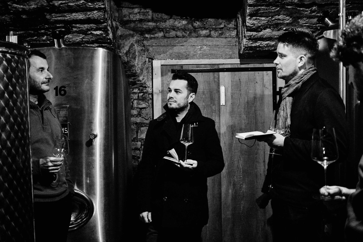 eaterlondon's tweet photo. .@noblerotbar’s owners launch new wine import company https://t.co/XdmOl9RaCD https://t.co/vTvNkHxY7O