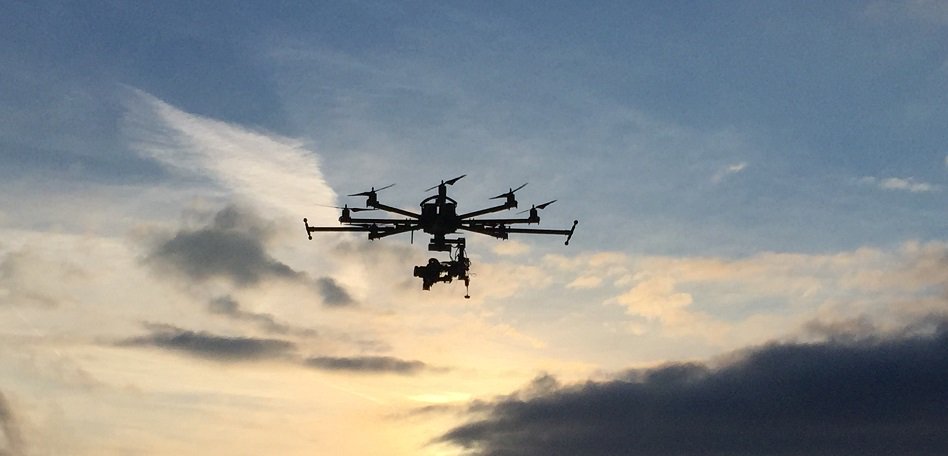 bcn_empreses's tweet photo. .@reimaginedrone  to invest 2 M euro in 20 #startups: https://t.co/8caMPM28m5  via @kippel01news  cc @incubio  @CanodromBCN #drone https://t.co/BO22XTkyPZ
