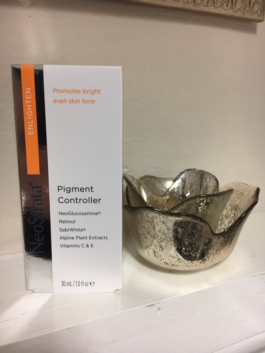 Is your skin looking dull? Do you want an even skin tone? #neostrata #microdermabrasion #peels #dermalux