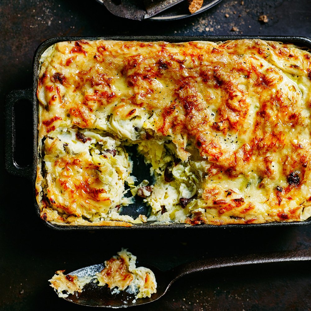 We bet you haven't tried mash like <a href="/ThanePrince/">Thane Prince🐐</a>'s magnificent baked mash with leeks and cheese😍😍😍😍😍 bit.ly/2faplJ5