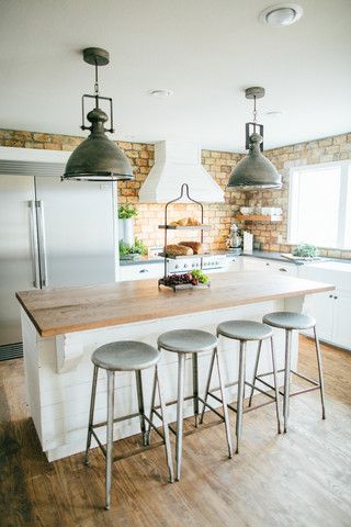 LovDock's tweet photo. A place to enjoy coffee and #wine.
Fing all kinds of #bar #stools HERE>>https://t.co/bvvSEYYo0X
(from https://t.co/qnQWgfgttz)
#lovdock https://t.co/e9TTlyreX6