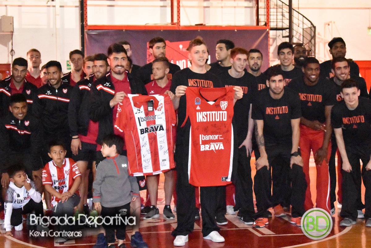 #Instituto: Alta Córdoba, una fiesta. La Glo presentó a sus planteles de fútbol y básquet en el Sandrín ►bit.ly/2x57TKV