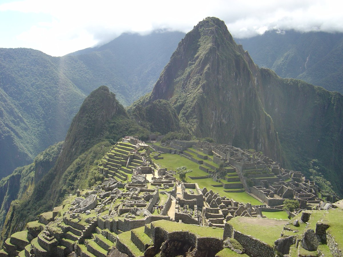 utcchallenges's tweet photo. Good luck to the 50 @Velindre trekkers who have arrived in the stunning city of Cusco, Peru for their epic #Peru #Trek #lifechanging https://t.co/n2wPGHypLH