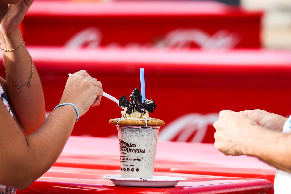 streettrucks_es's tweet photo. En unas horas comienza @MercadoPalacio de @StreetMarketExp y contaremos 1 vez + con los mejores #foodtrucks ¿Te vienes? #mercadodepalacio https://t.co/PI8KVUNg17