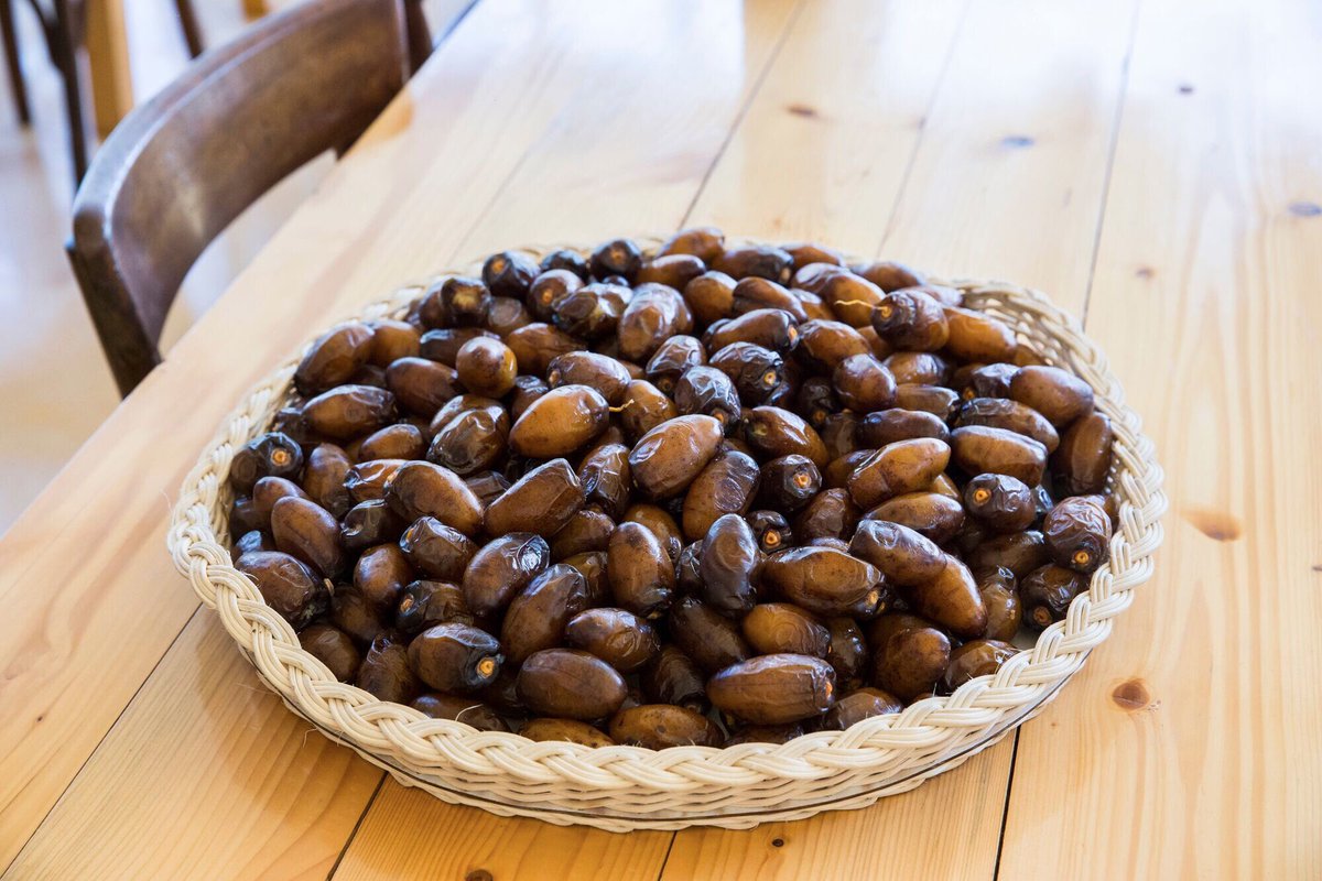Let's have a date... at Tawlet Beit El Qamar... 
#BeitElQamar | 03.661.411 #deirelqamar #chouf #lebanon