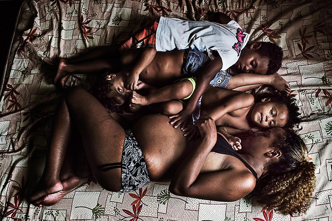 IBSAItalia's tweet photo. Ecco i vincitori del World Report Award 2017 Single Shot, sezione del Festival @fotografiaetica dedicata alla "Solidarietà Fertile" #FFE2017 https://t.co/fxgRK9R30P
