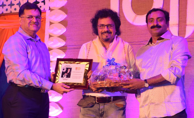 nshmkc's tweet photo. NSHM through #YCOMM #Folkira felicitated noted artistes for outstanding contribution to Art & Music with #NSHMAwards2017 https://t.co/ft0fPYzlym