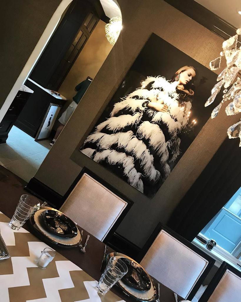 TheseFineWalls's tweet photo. When our customers just do it right! Loving everything about this Wisconsin installation! Now we just need to find the perfect piece for th… https://t.co/tkpHdU5nBu