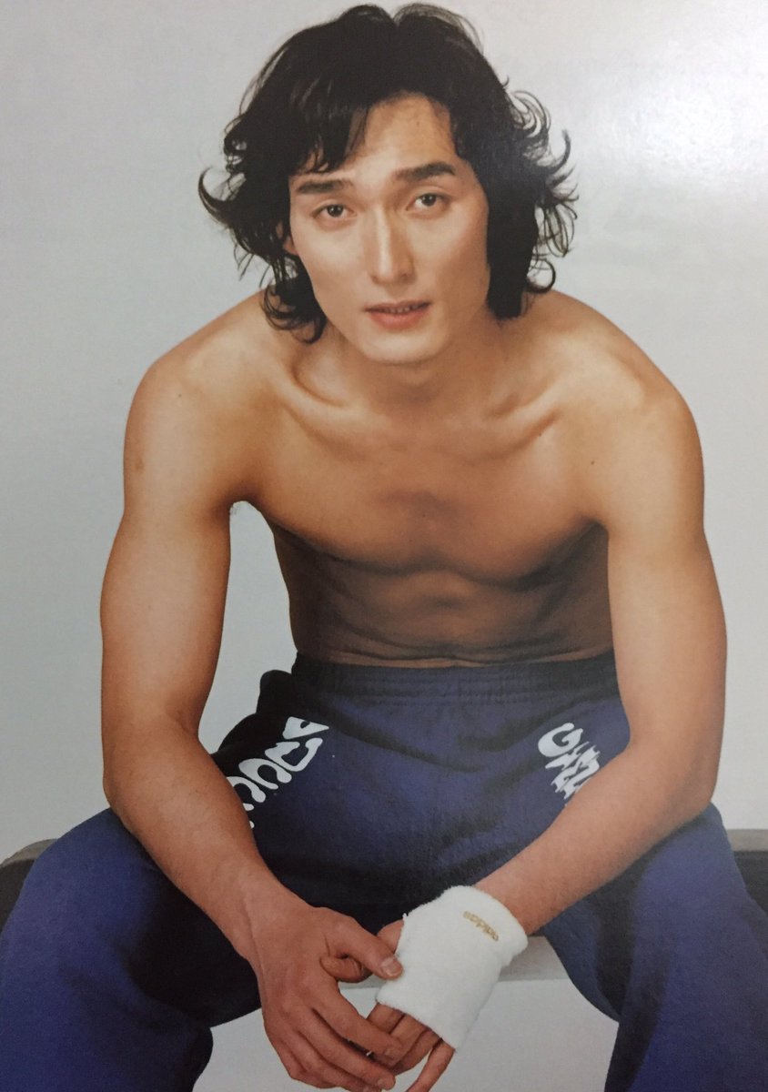 Pon 草なぎさんの脱いだらマッチョな写真 いちおう置いとこ Pon 草なぎさんの脱いだらマッチョな写真 いちおう置いとこ