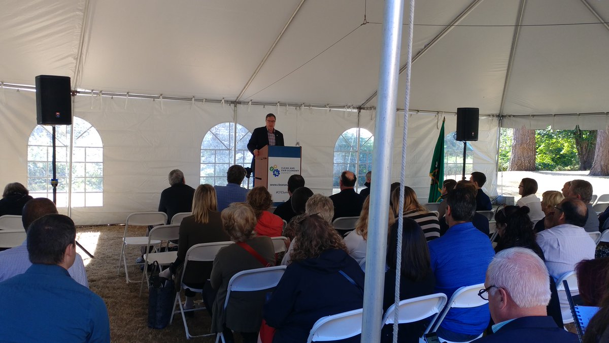 BGAFoundation's tweet image. @RepDennyHeck wind turbines made in America are also full of American made parts. #CFESummit #CleanandFair