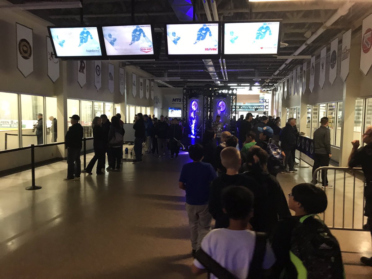 The #tecvoc hockey academy attended <a href="/NHLJets/">Winnipeg Jets</a> fan fest today! We had a great day thanks <a href="/TNYouthFDN/">True North Youth Foundation</a>