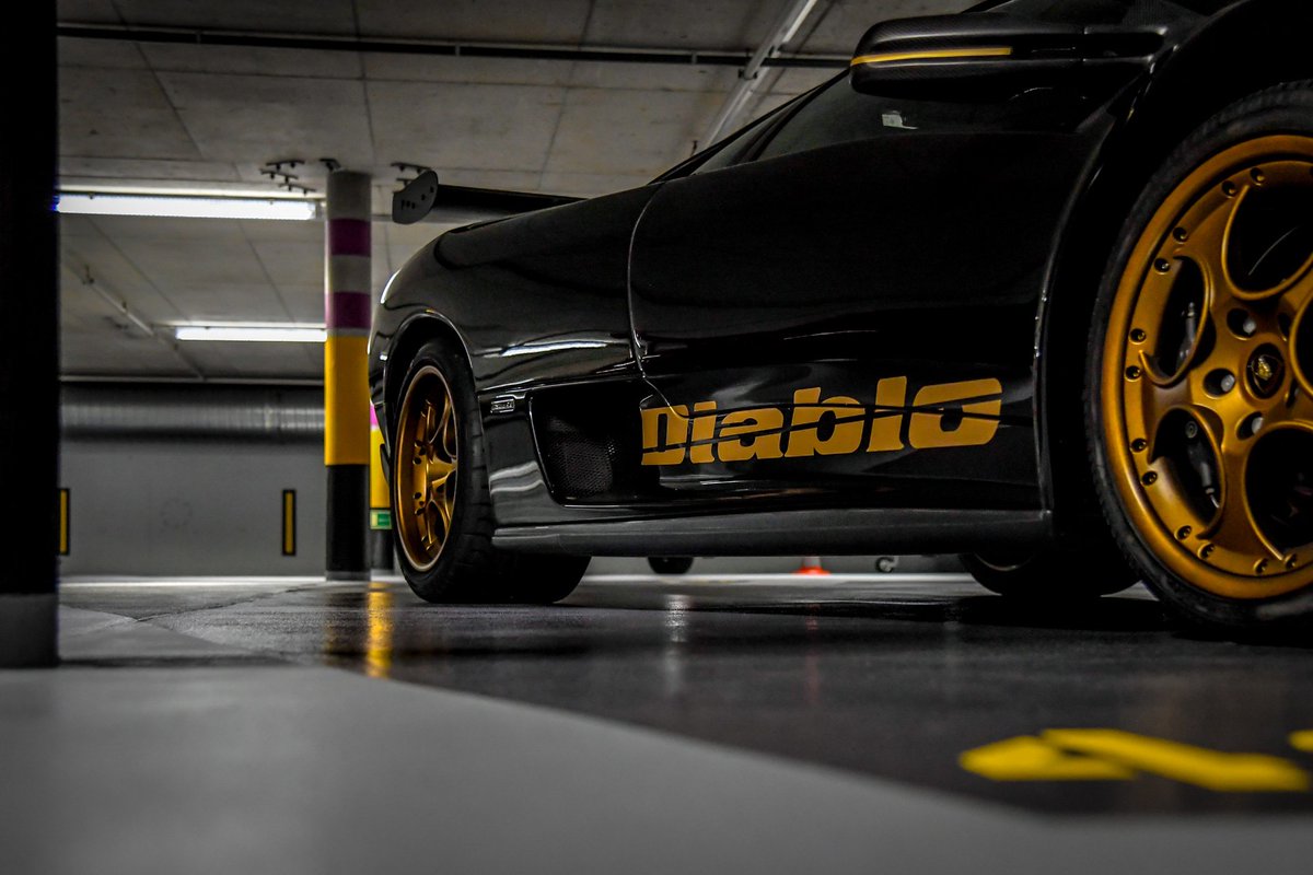 Lamborghini's tweet photo. The first day at our Concorso d'Eleganza among #Design and #Lamborghini masterpieces! https://t.co/lxwmCd2Rke