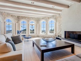 Create style with #wooden furniture in your #home with these #tips: engelvoelkers.com/d/5Eg0/