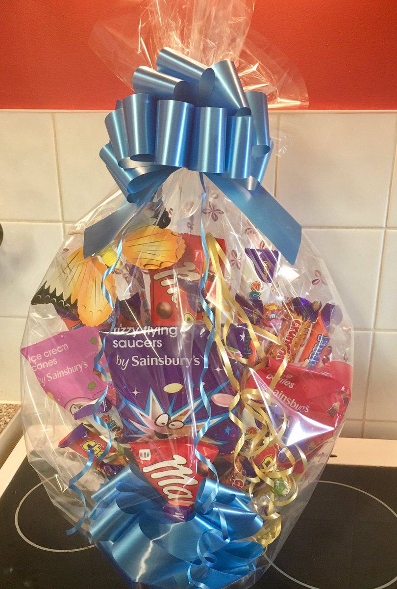 munch_a's tweet image. Charity bouquet 😀