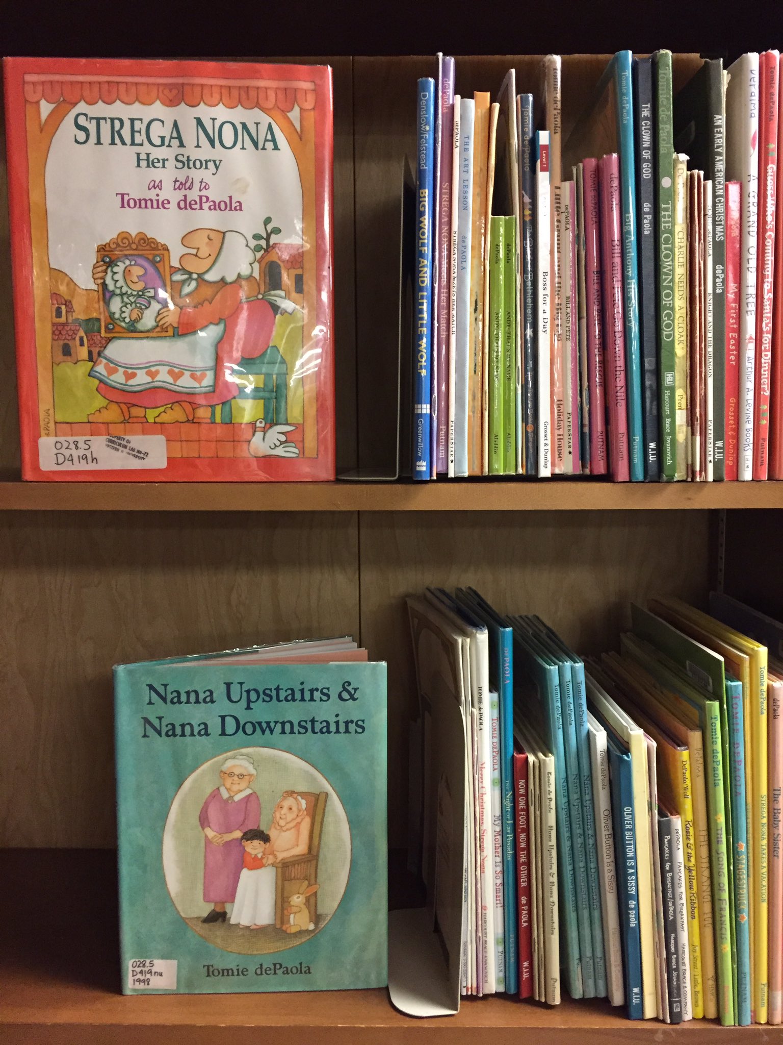 Happy birthday to Tomie dePaola! So many great books!   