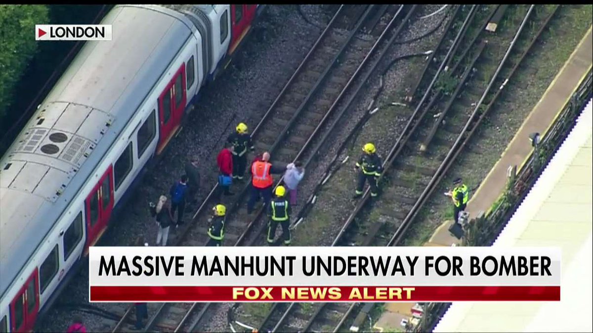 Massive manhunt underway for #London bomber. fxn.ws/2fmUfuF