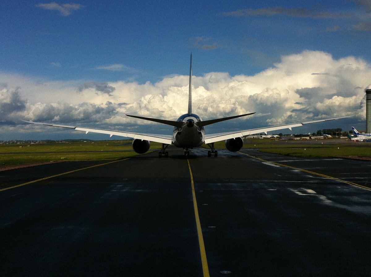 myvnc's tweet photo. #KLM management #intimideert actievoerend #cabinepersoneel
Lees het volledige bericht op: https://t.co/5F1cFj11G2 https://t.co/H5P7Gq4WoS