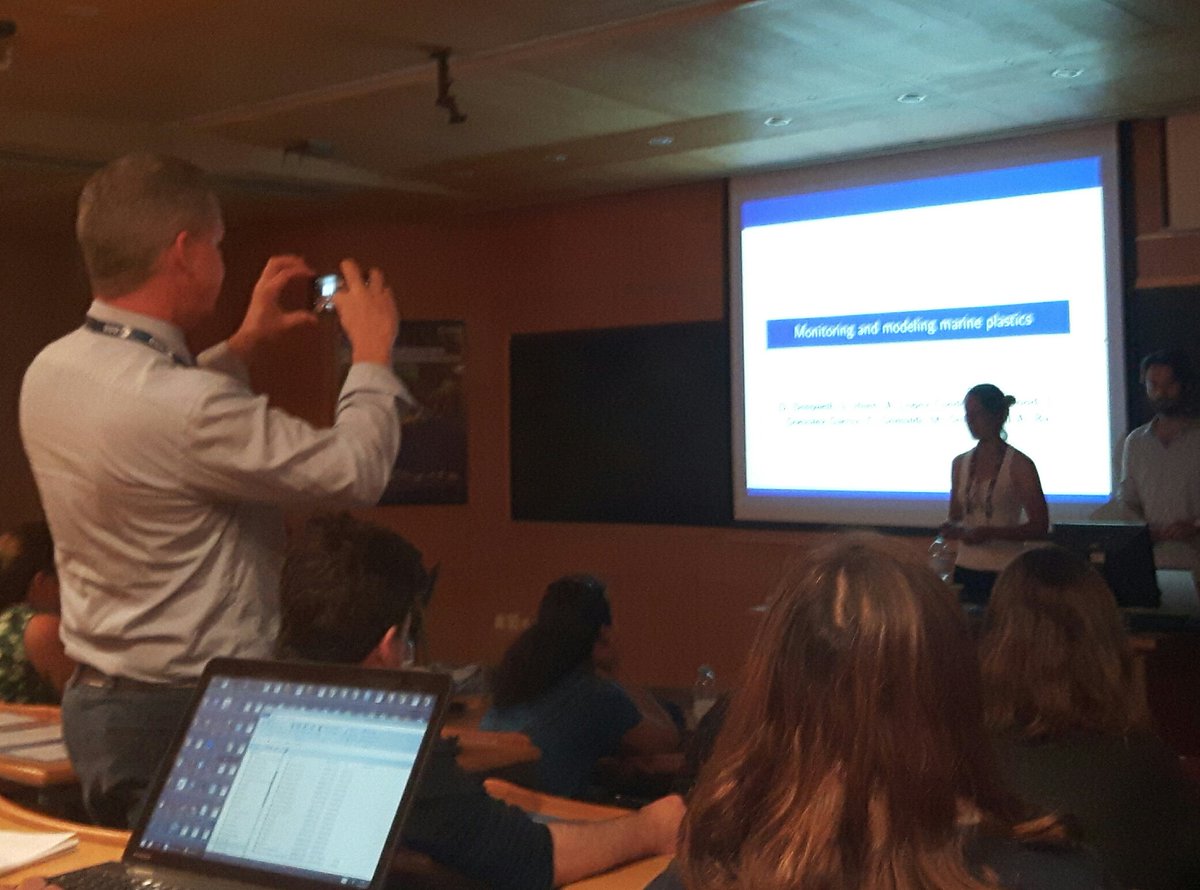 oceandatalab's tweet photo. @craigdonlon @ESA_EO tweeting during amazing ocean synergy training course #OTC2017 https://t.co/TJpXWYuU1d