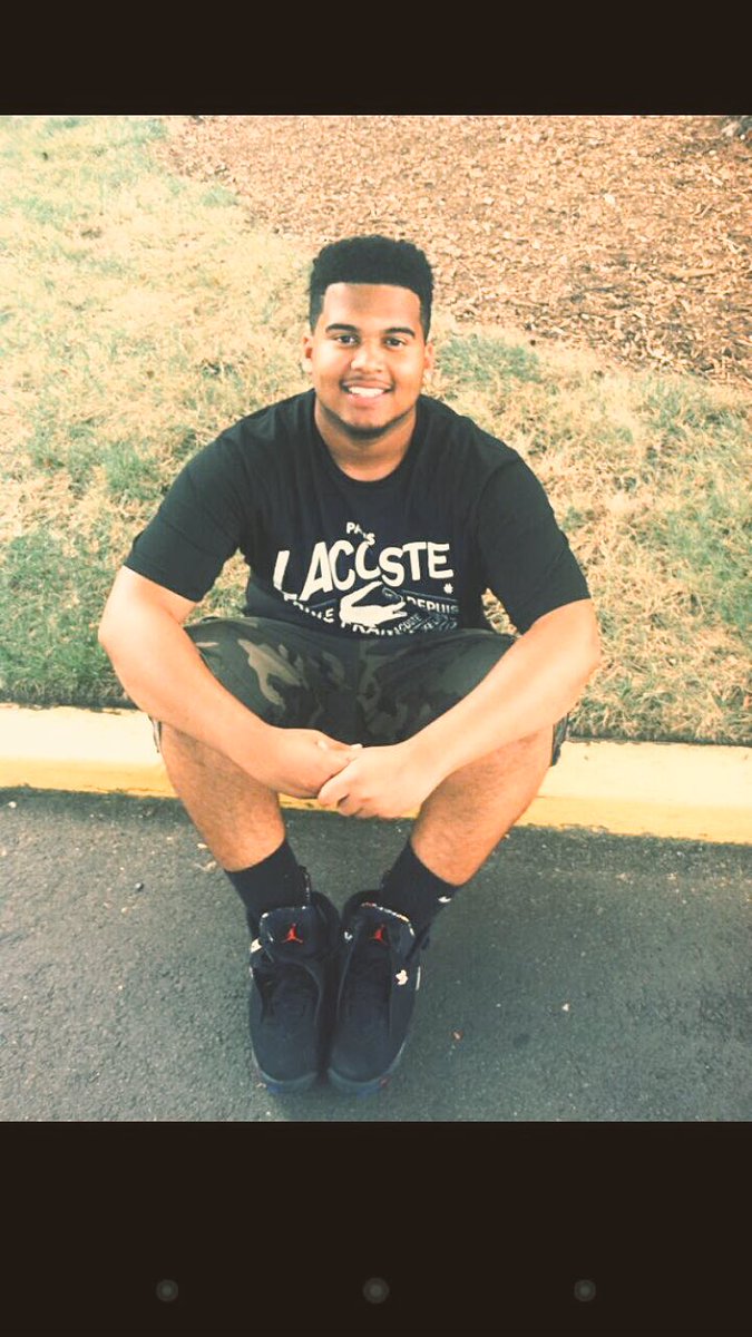 TheReal30for30's tweet photo. Been 4 long years since big bro passed away. We all miss you man๐๐พ #RIPFBF https://t.co/o8QwrgSVp8