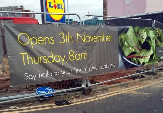 DecalImpress's tweet image. Nailed It. #signfailfriday Do you have signage issues? Give us a call.