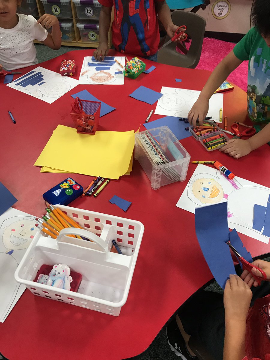 MrsVance_Kinder's tweet photo. Our first time using scissors ✂️ and glue sticks! #BPEKinder https://t.co/EDb5oxaxTA