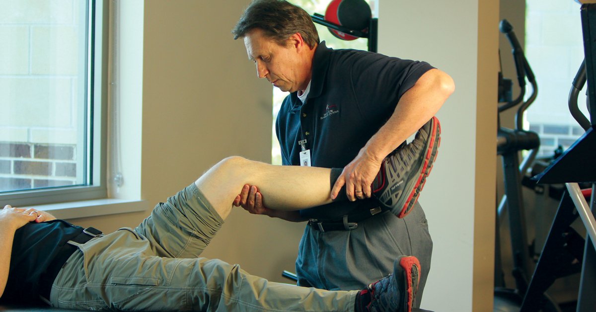 Does your #OrthopedicInjury call for rehab therapy? For a free screening, call 913-253-8980. No referral required. ow.ly/vw7K30eZy7e