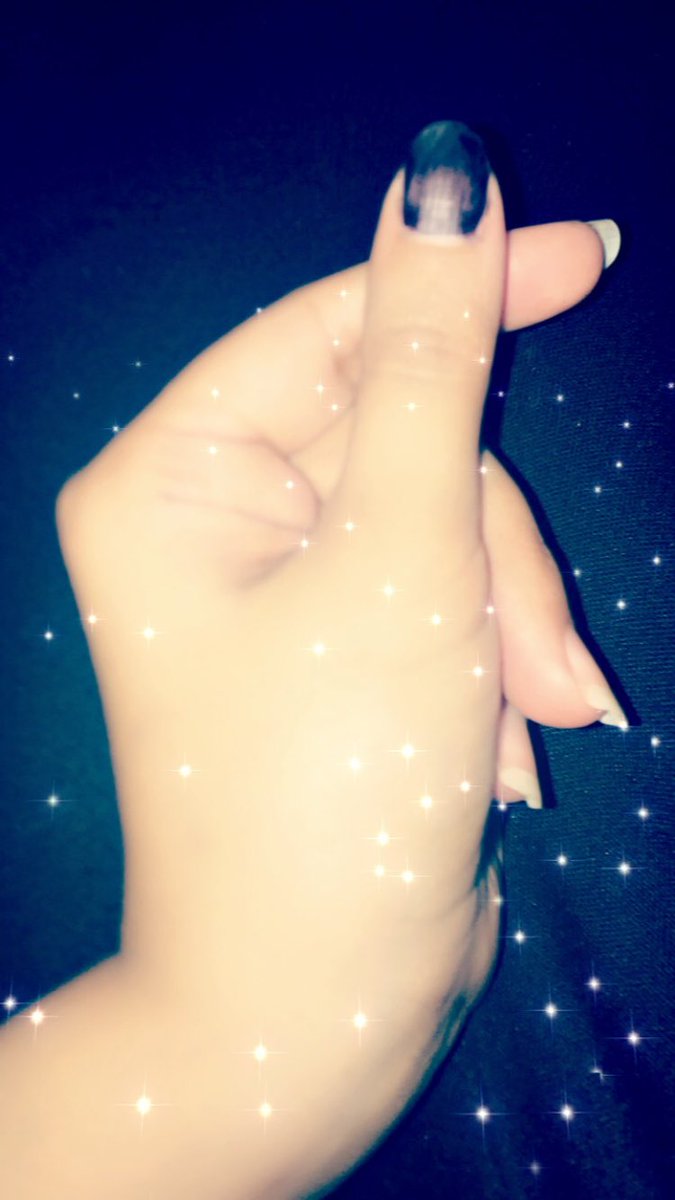 fayoosh_sj's tweet photo. 💙💙💙
#arab_elf 
#Goodheartednail
#Unicefblacknail #vaccination
#유니세프까만손톱 
#착한손톱 #예방접종 https://t.co/ZALX3qlW30