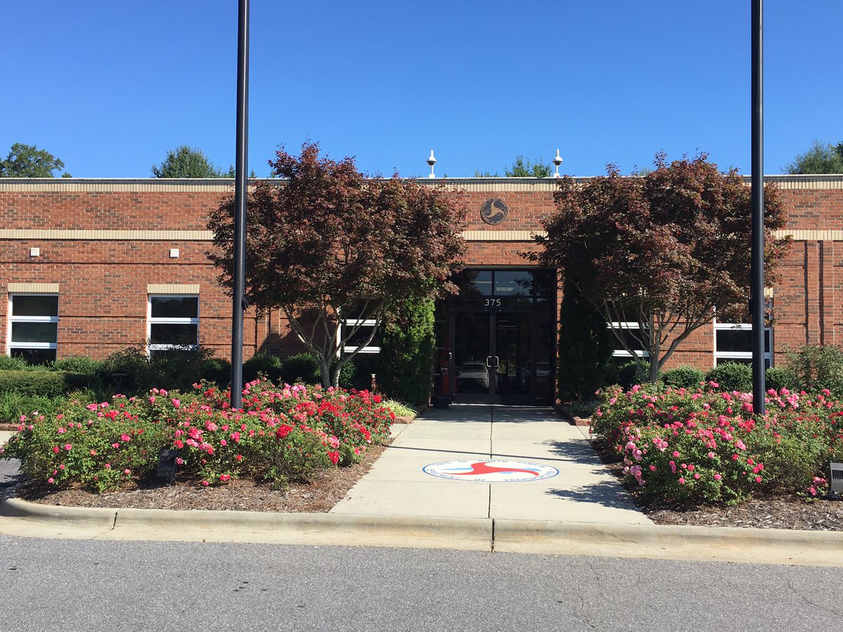 KandaceReddTV's tweet image. @WFMY will speak with @NCDOT Division 9 Engineer Pat Ivey and others about the BUS 40 Improvement Project in @CityofWS