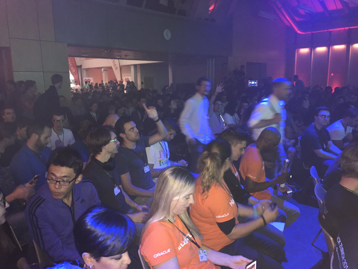 mony_bratu's tweet image. #hackzurich #oracleteam #letthefunstart