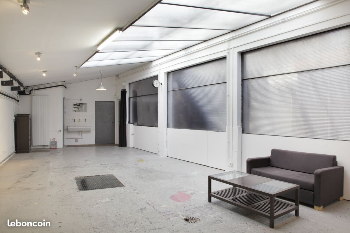 GozuZone's tweet image. En Novembre, Déménagement dans un nouvel atelier plus lumineux, plus beau, plus grand, plus plus quoi !! - ATELIER LVL 2 - in progress