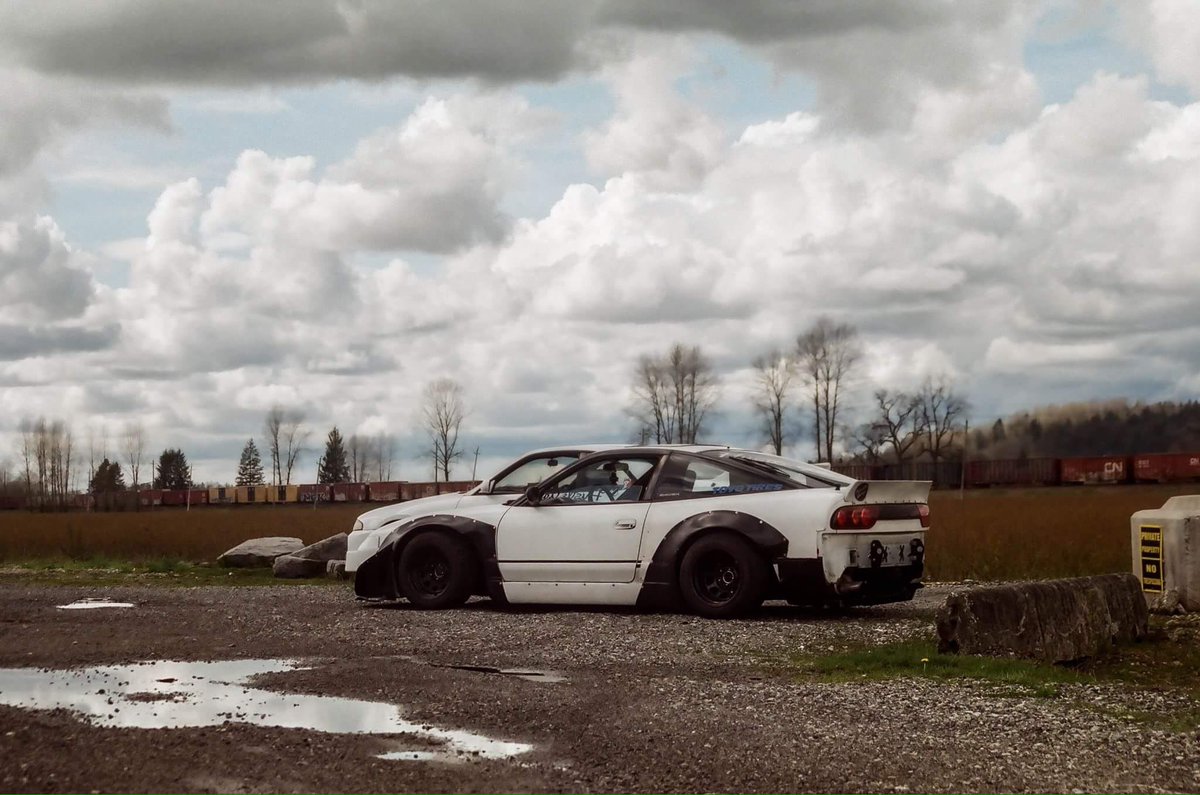 HustleGarage's tweet photo. Running in the nineties 🌃🉐
#FindYourRoad #InitialD https://t.co/RxEJdfCJih