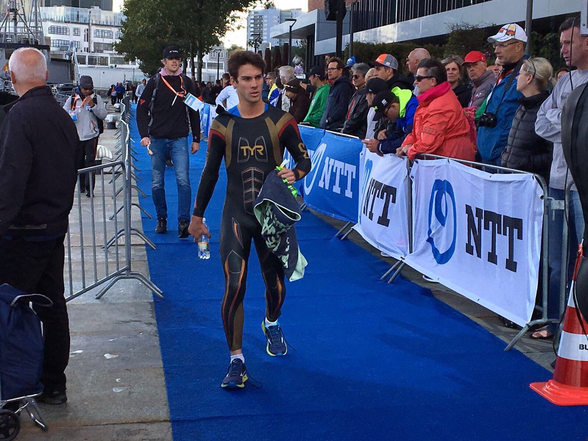 federtriathlon's tweet photo. #RotterdamGF #DStateff ๐ฎ๐น๐ชin gara mondiale #Triathlon U23 ๐ช@worldtriathlon @RotterdamTri 10 minuti al via @triathlonlive https://t.co/mKs0Y5PQo3