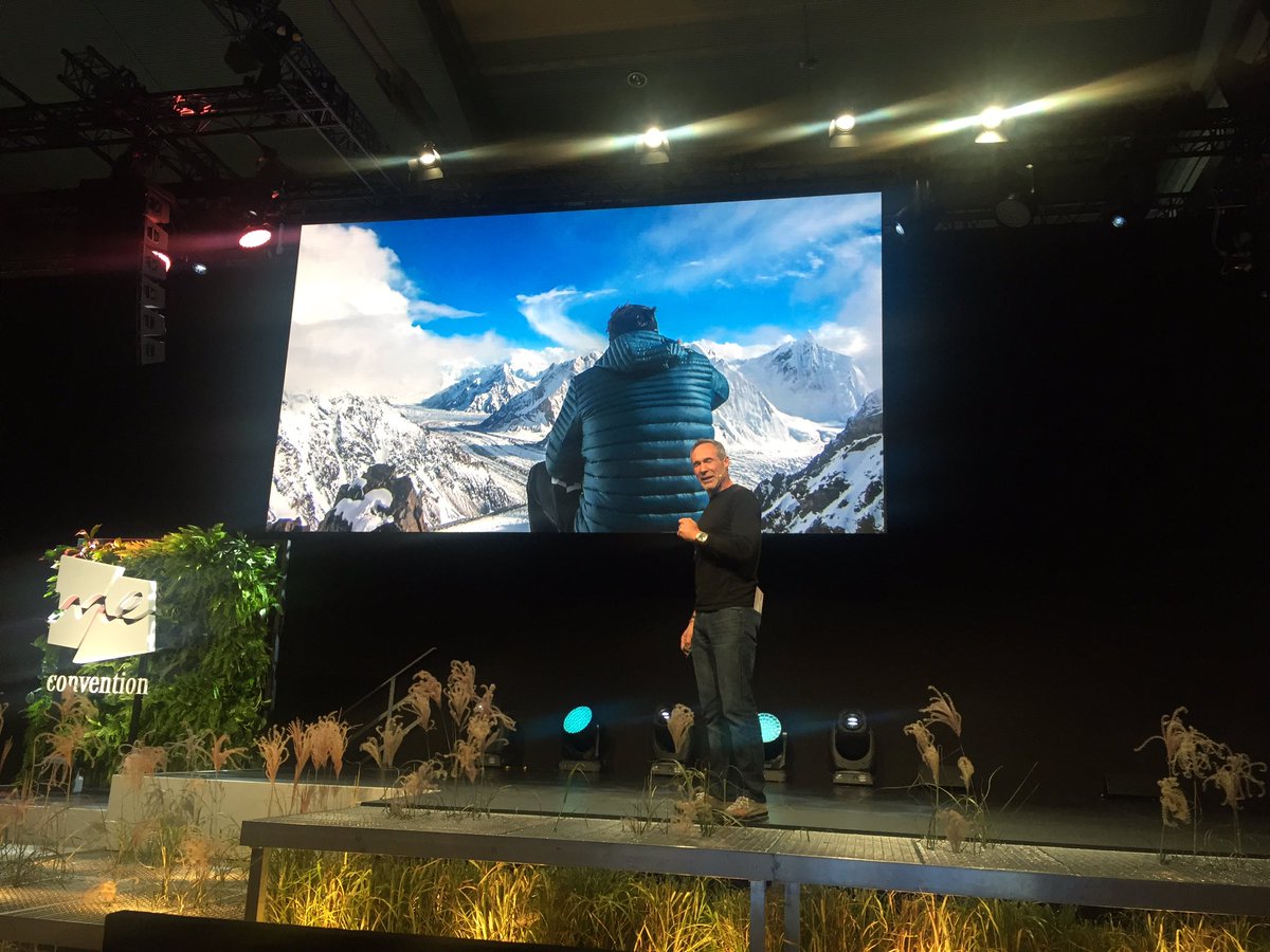 "You need people around you to be inspired, to step out of your comfort zone..". #mikehorn #meconvention <a href="/Namics/">Noah Landon</a>