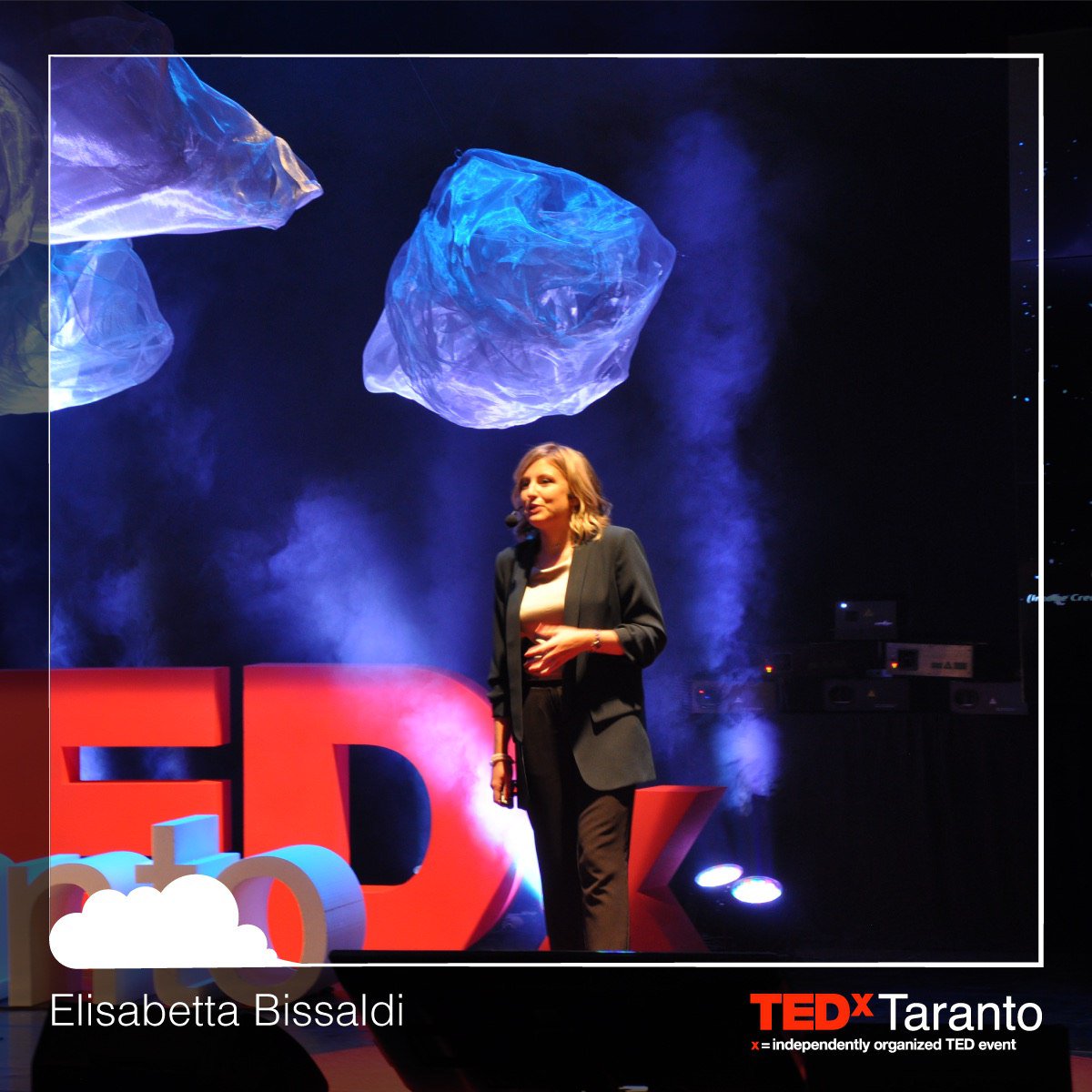 Si parla di spazio con #ElissabettaBissaldi al #TEDxTaranto #WeAreinPuglia  #sonda #Cassini