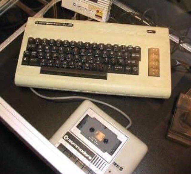 Retweet if you loved your #commodore64........
