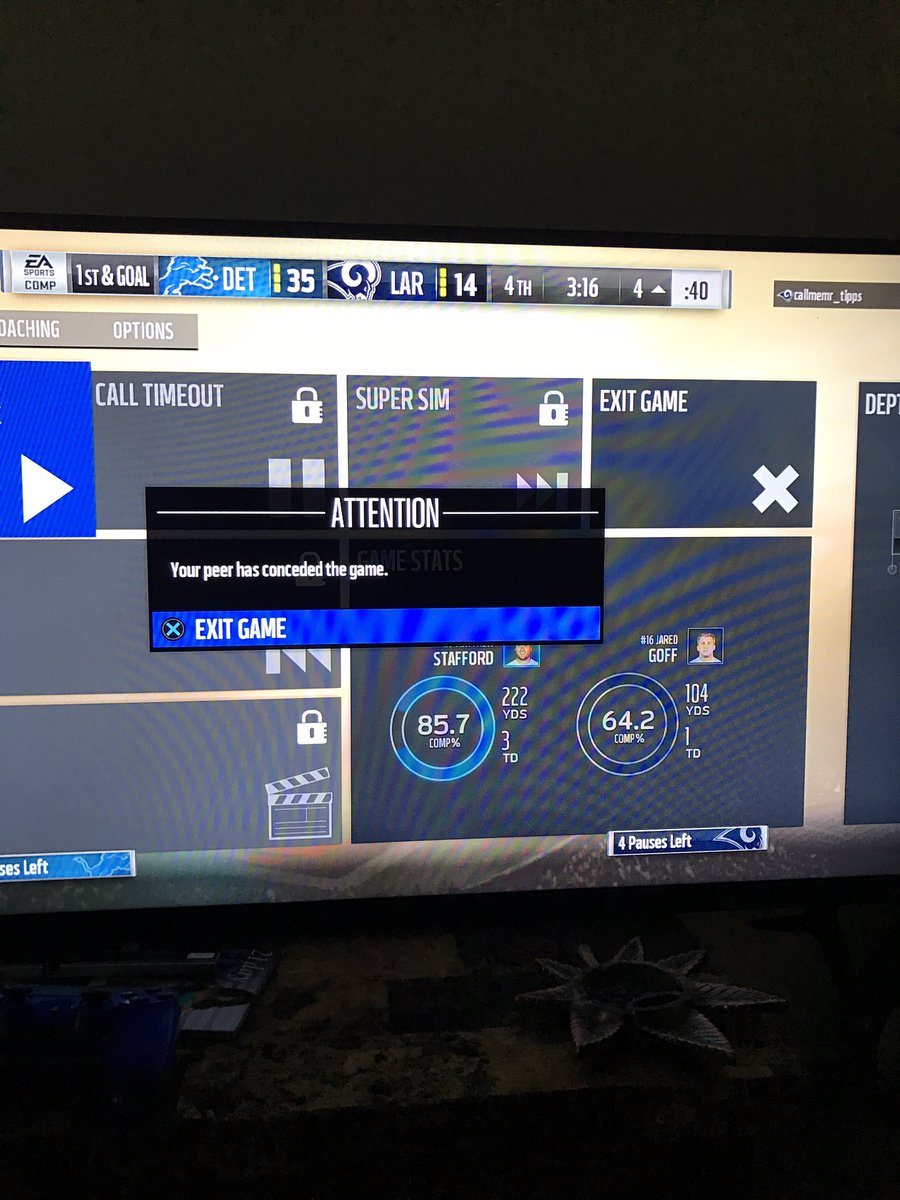 SayNoMore21's tweet photo. I gotta stop playing people kids smh @callmeMR_TIPPS and I was about to score again #zipemup #bodybag #maddengawd https://t.co/qsLn8LIoec