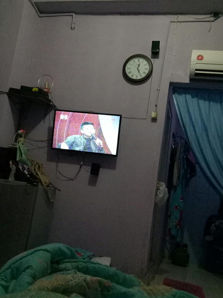 callysta_dian's tweet photo. Ga bisa tidur... #alwayscrying https://t.co/dBeQz3rx19