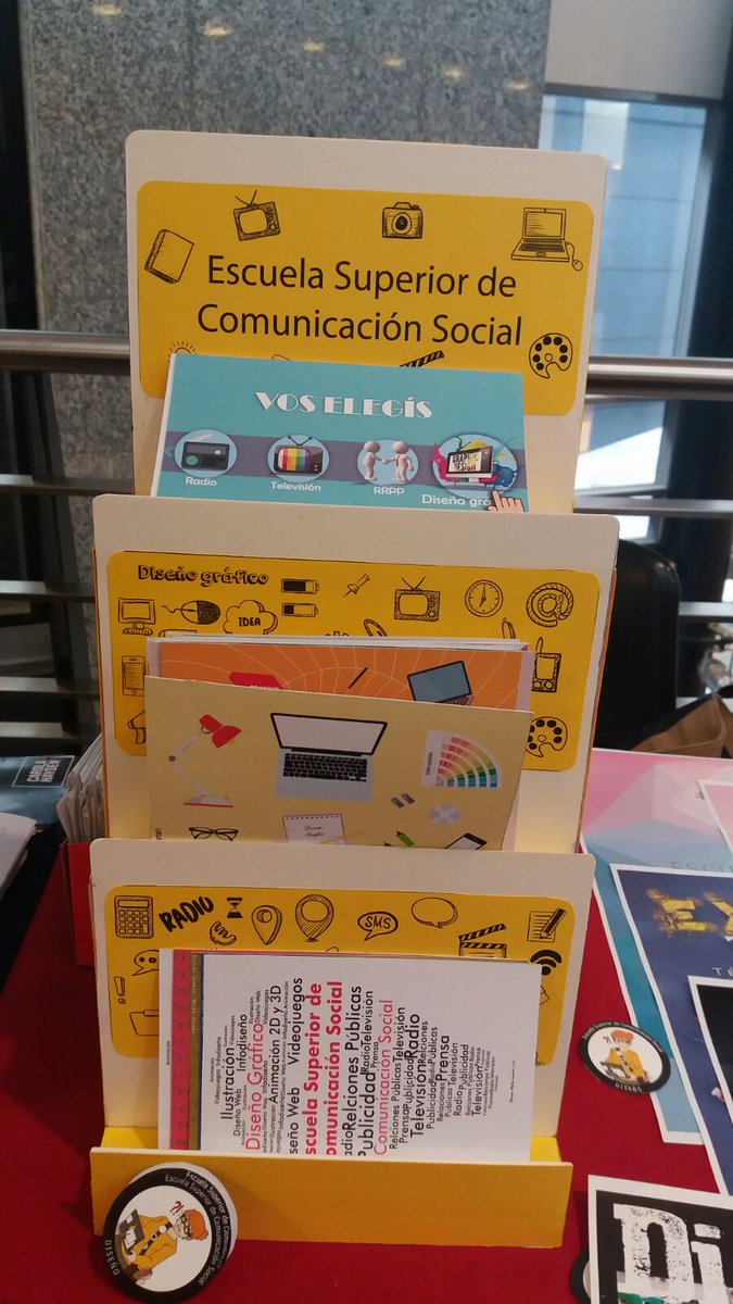 LareoAnna's tweet photo. La Escuela Superior de Comunicación en el evento #comunicarCE con sus talleres. @dariovalettute @Patriciarevel12 @UTU_Uruguay https://t.co/NmFoalizq3