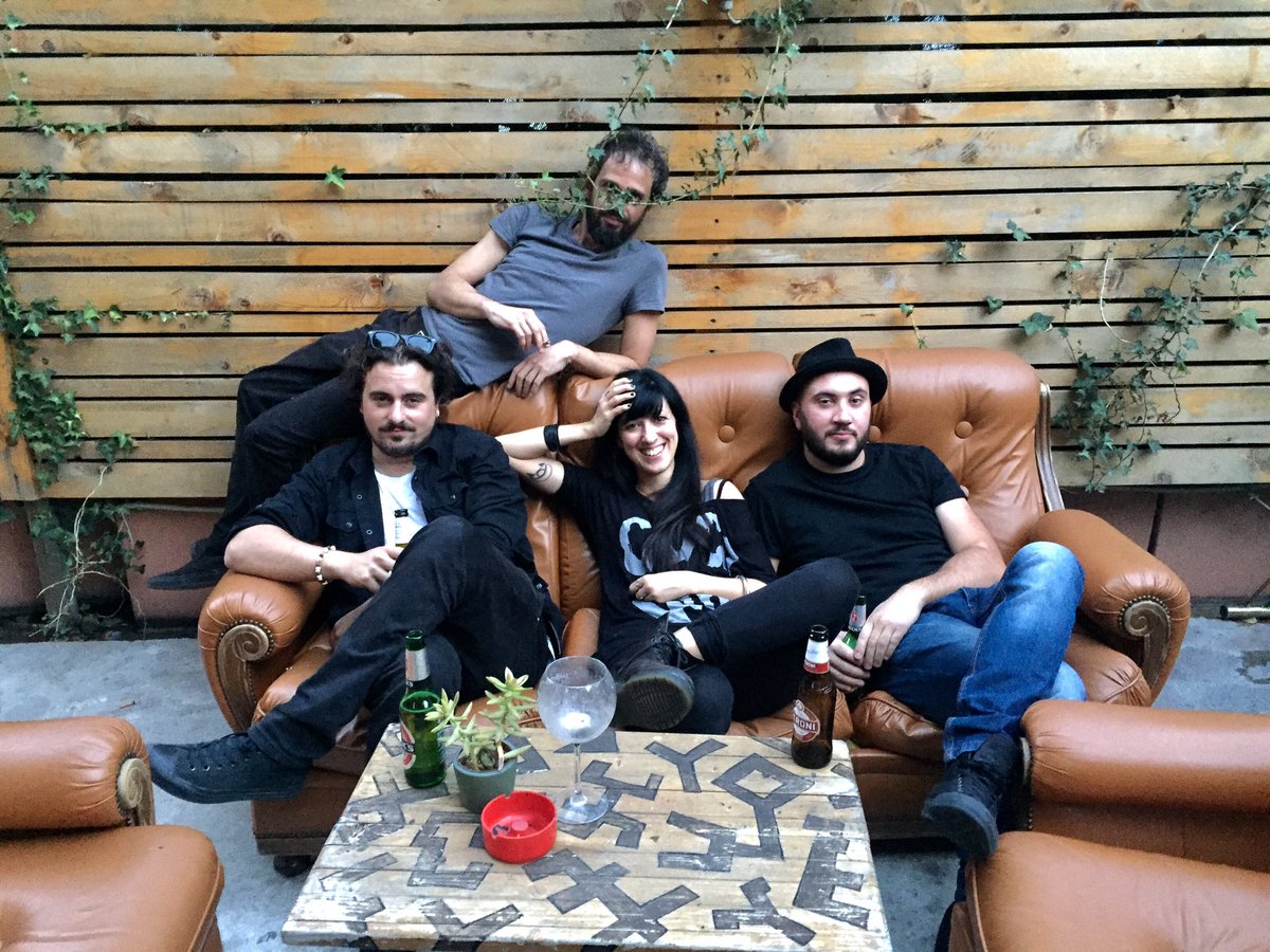 Belli e affascinanti, vi aspettiamo alla <a href="/darsena/">darsena live music</a> con gli amici di <a href="/UmbriaNoise/">Umbria Noise</a> e Triplavvù.
#UmbriaNoiseByTheLake