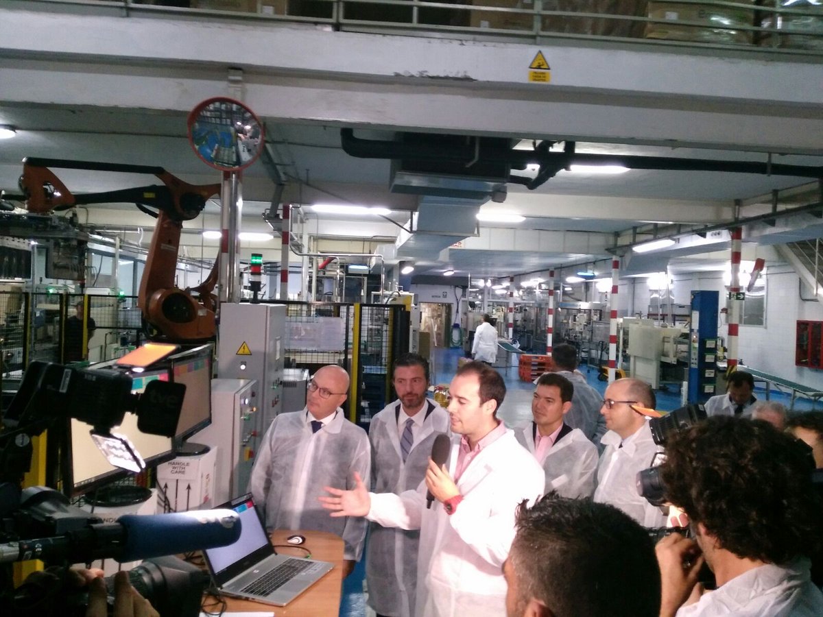 fremm_es's tweet photo. #INEMUR, empresa asociada a @fremm_es , nos ha mostrado el futuro en una demostración de su revolucionario Wepall
https://t.co/cZkRKyeDX1 https://t.co/Li4WiSVwdp