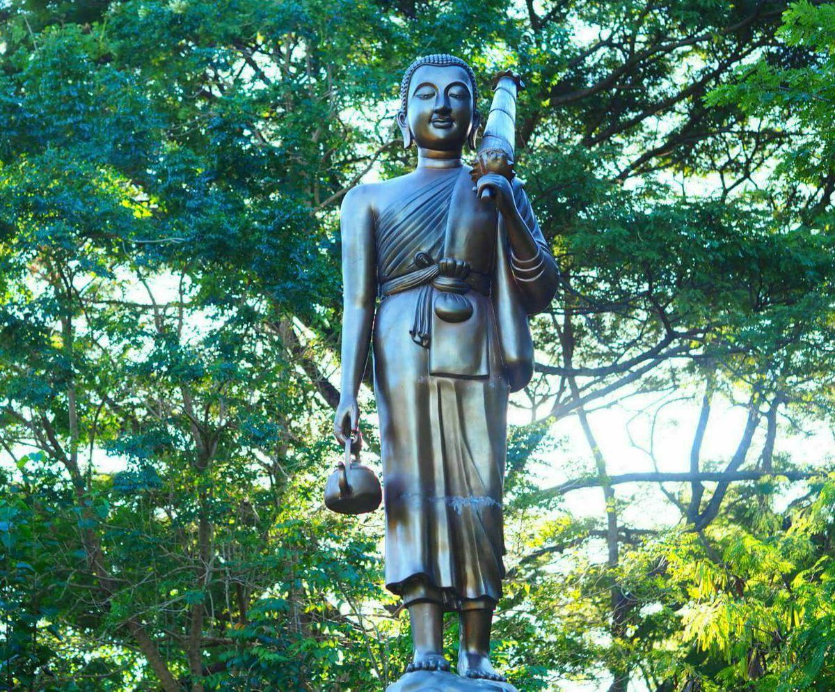 nawapornsuksaku tweet picture