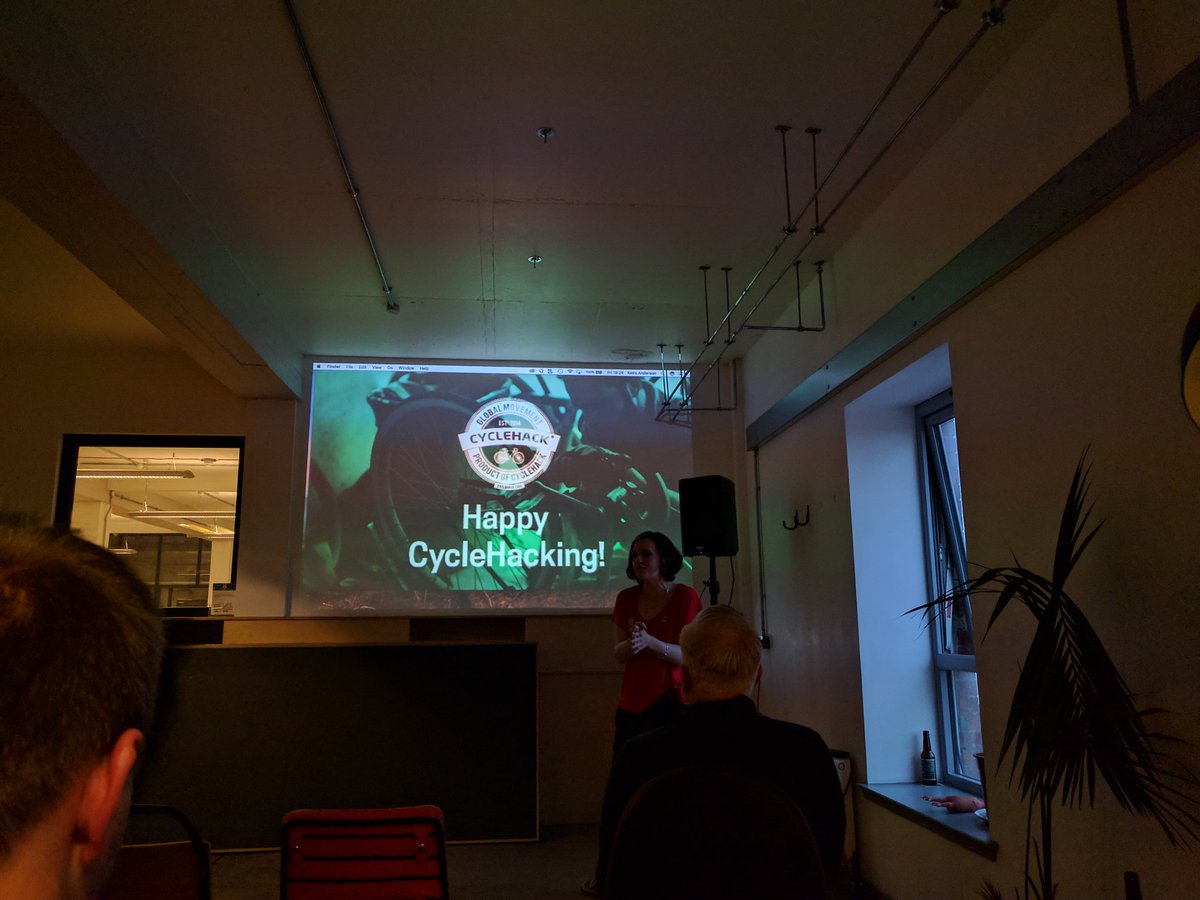 GoBikeGlasgow's tweet image. That's #CycleHackGla started, a weekend to find ways to help get more people cycle.