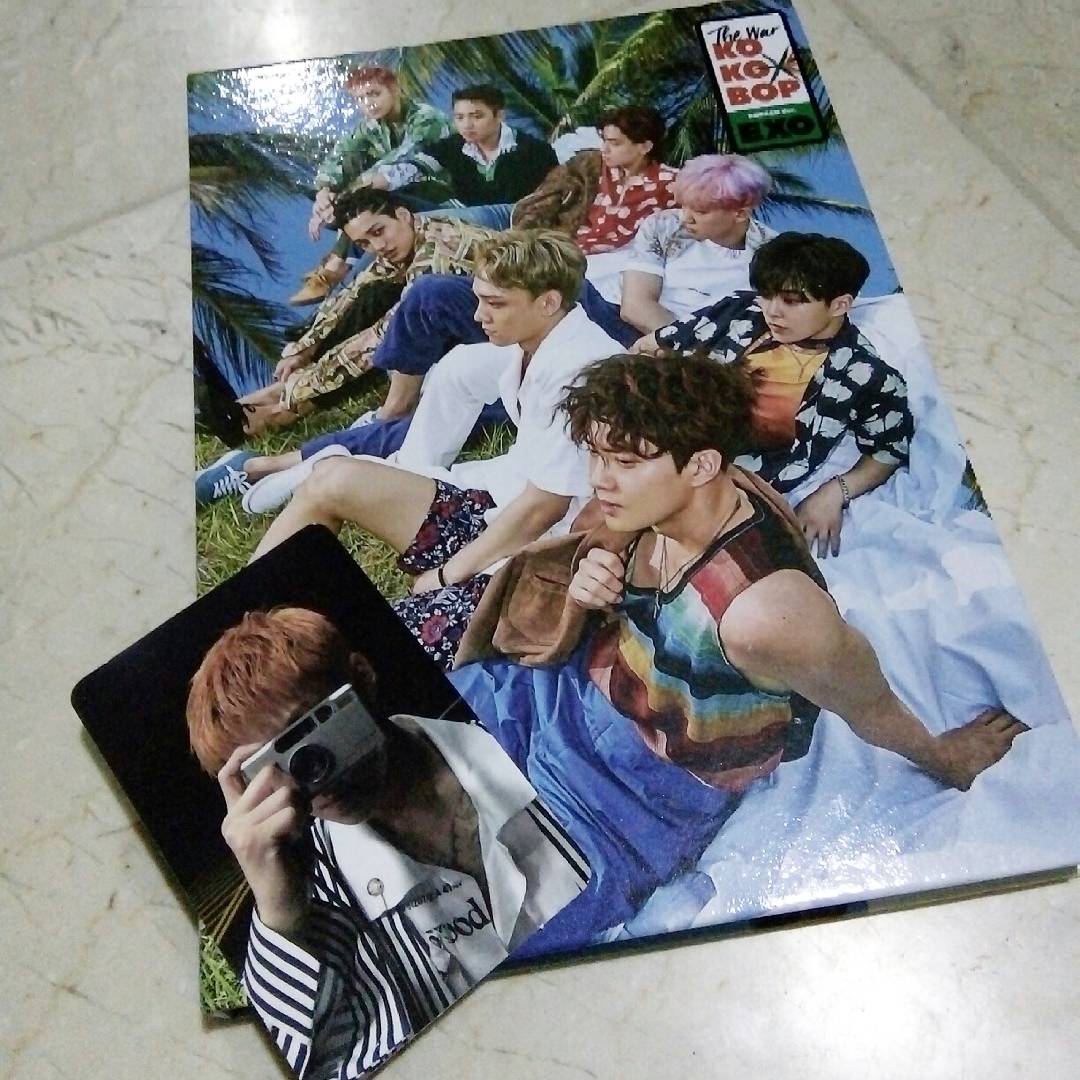 Miyongg13's tweet photo. Got my album! Thank you, @teamxiuminph ๐ Worth the wait, got Minseok's poster! ๐ญ๐ @weareoneEXO #EXO #thewar #kokobop #bversion #xiumin https://t.co/SjpOhdabPT