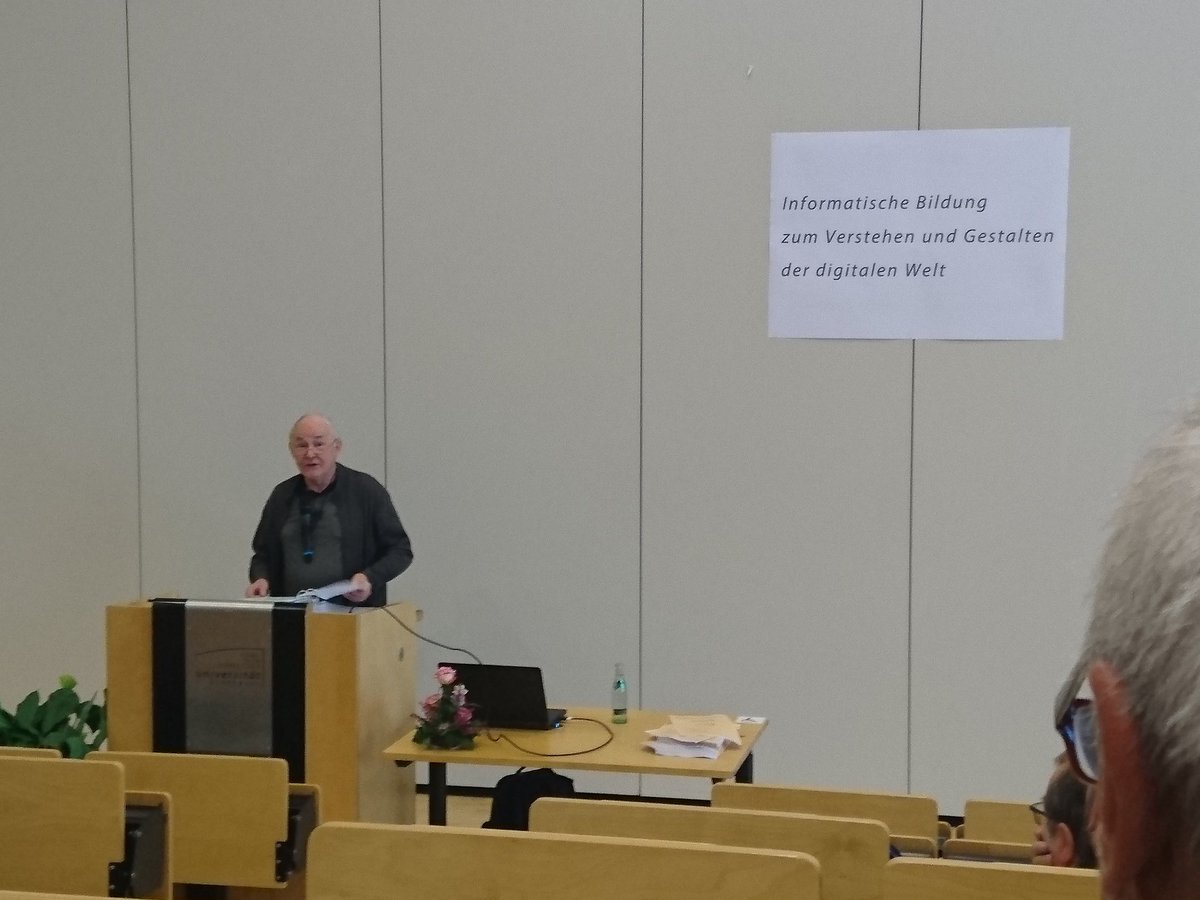 andi__g's tweet image. Hilbert Meyer unterstützt auf der #infos2017 die Forderung nach einem #pflichtfachinformatik in der Sek I - #cs4all