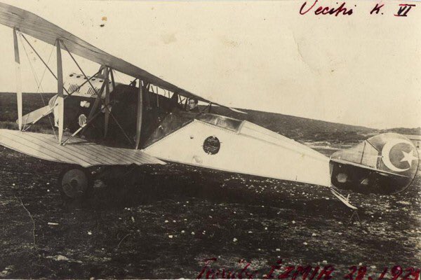 İlk Türk uçağı olan “Vecihi K-6” modeli