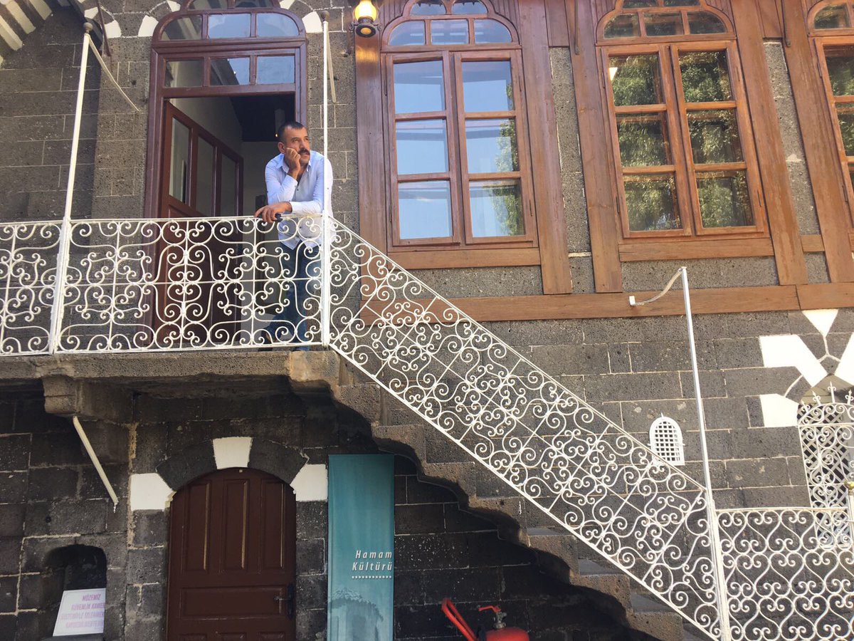 Ölümü özledim anne, yaşamak isterken delice...