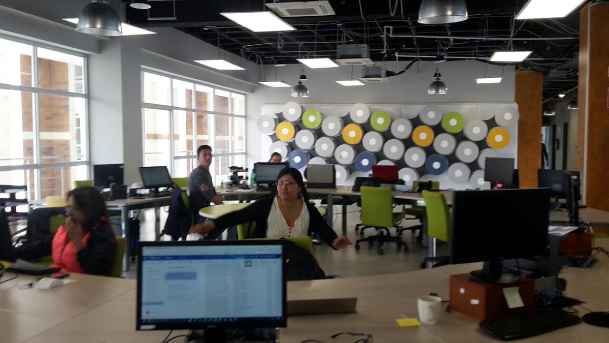 88888stat's tweet photo. Recorrimos #Yachay: tecnología de punta, infraestructura de 1ra, innovación y cosas que ajustar pero nada para detener la marcha del sueño. https://t.co/xGWih1nXht